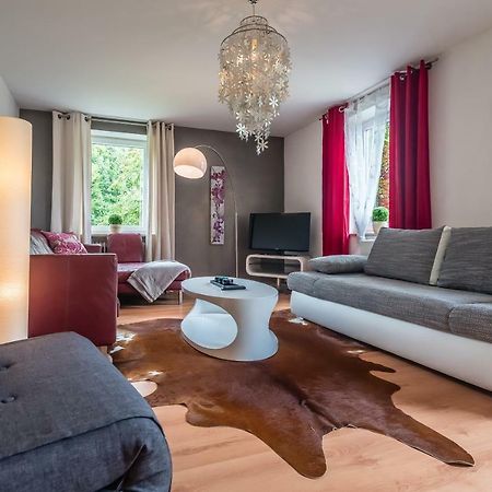 Apartmenthaus Am Erlbach Buch am Erlbach Bagian luar foto