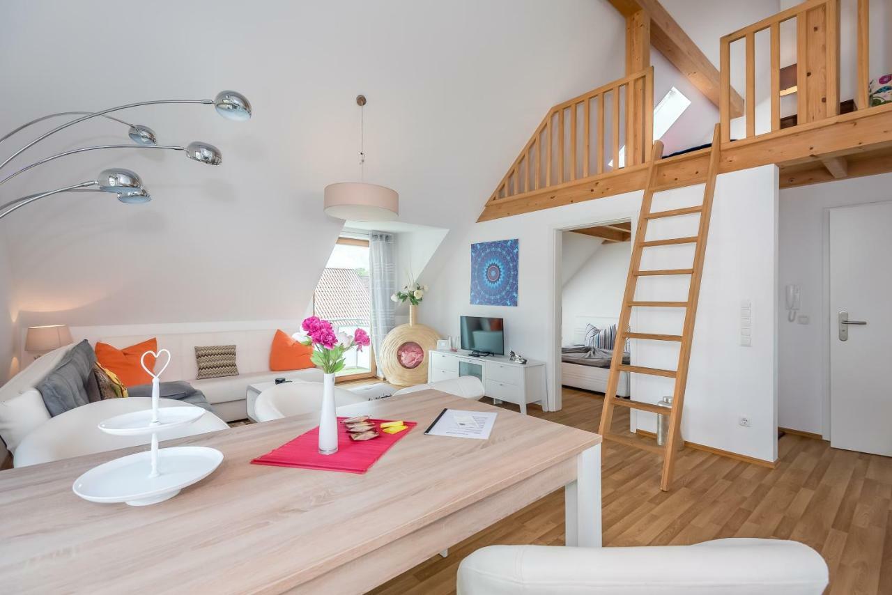 Apartmenthaus Am Erlbach Buch am Erlbach Bagian luar foto