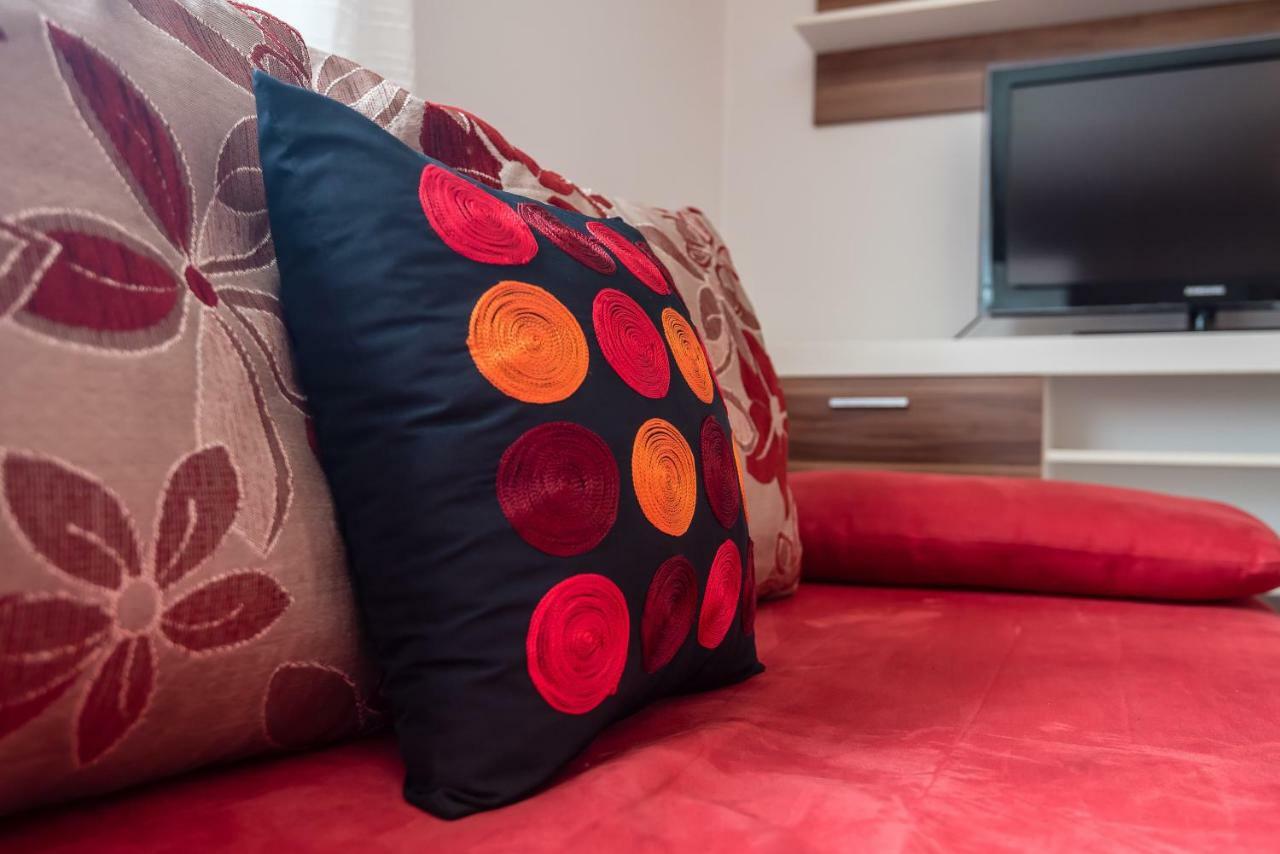 Apartmenthaus Am Erlbach Buch am Erlbach Bagian luar foto