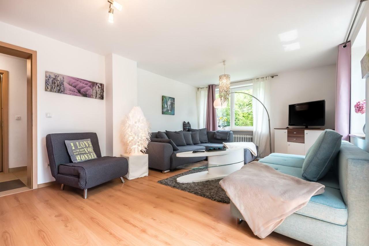 Apartmenthaus Am Erlbach Buch am Erlbach Bagian luar foto