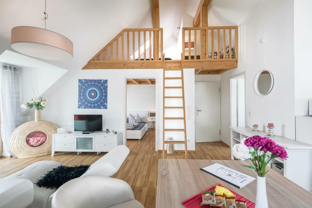 Apartmenthaus Am Erlbach Buch am Erlbach Bagian luar foto